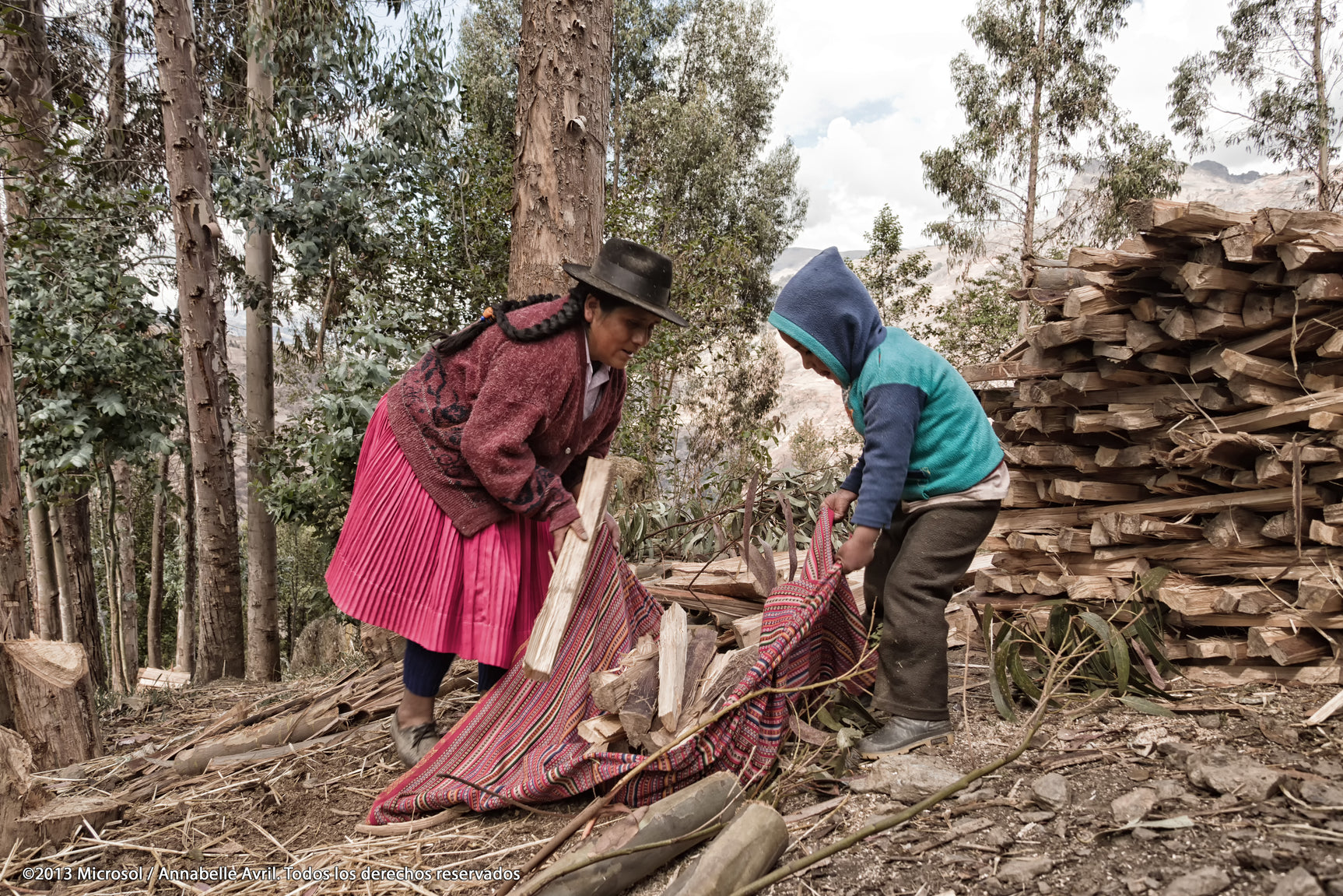 Qori Q’oncha Improved Cookstoves in Peru